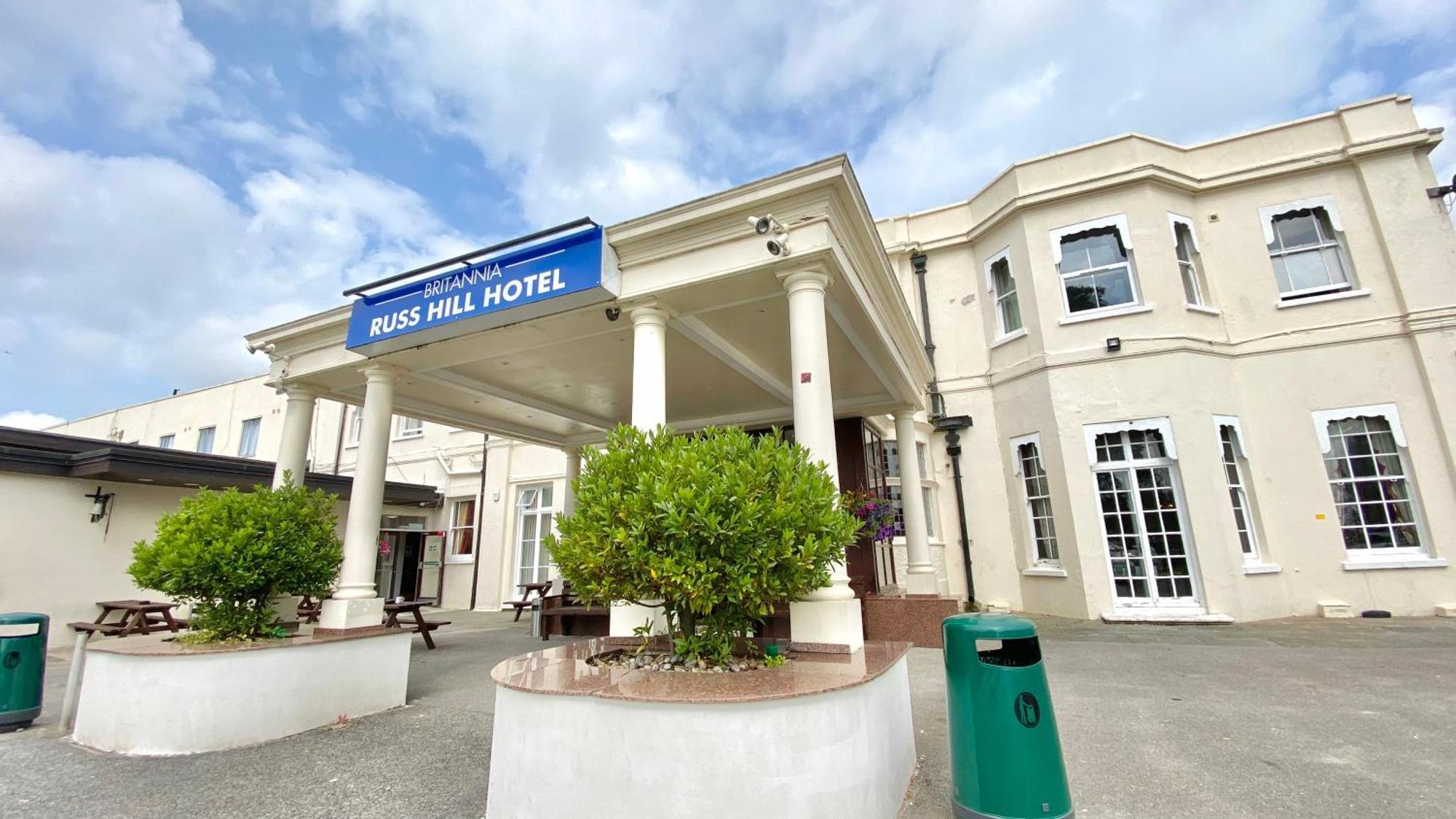 Russ Hill Hotel Charlwood Eksteriør billede